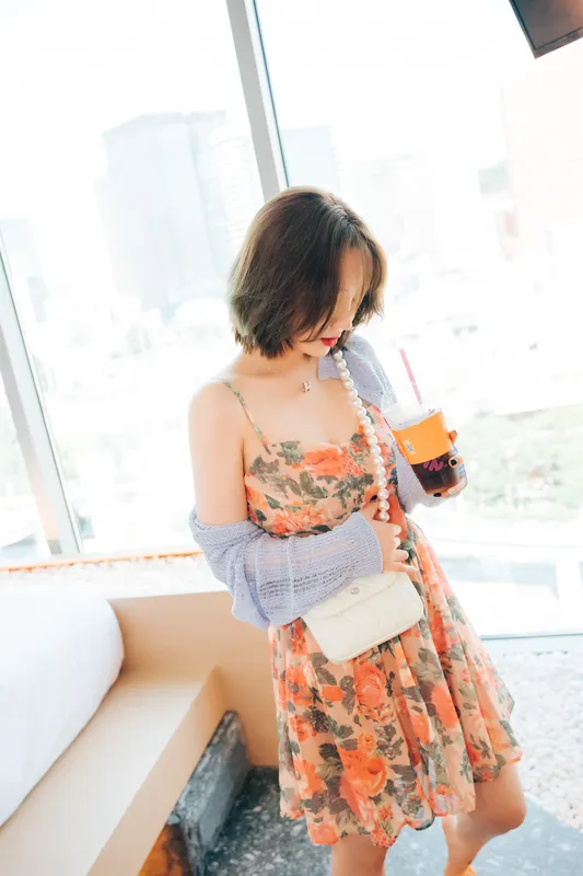 Lover in Hotel - 孫樂樂(손예은)